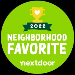 Nextdoor 2022 Neighborhood Favorite award badge on green background